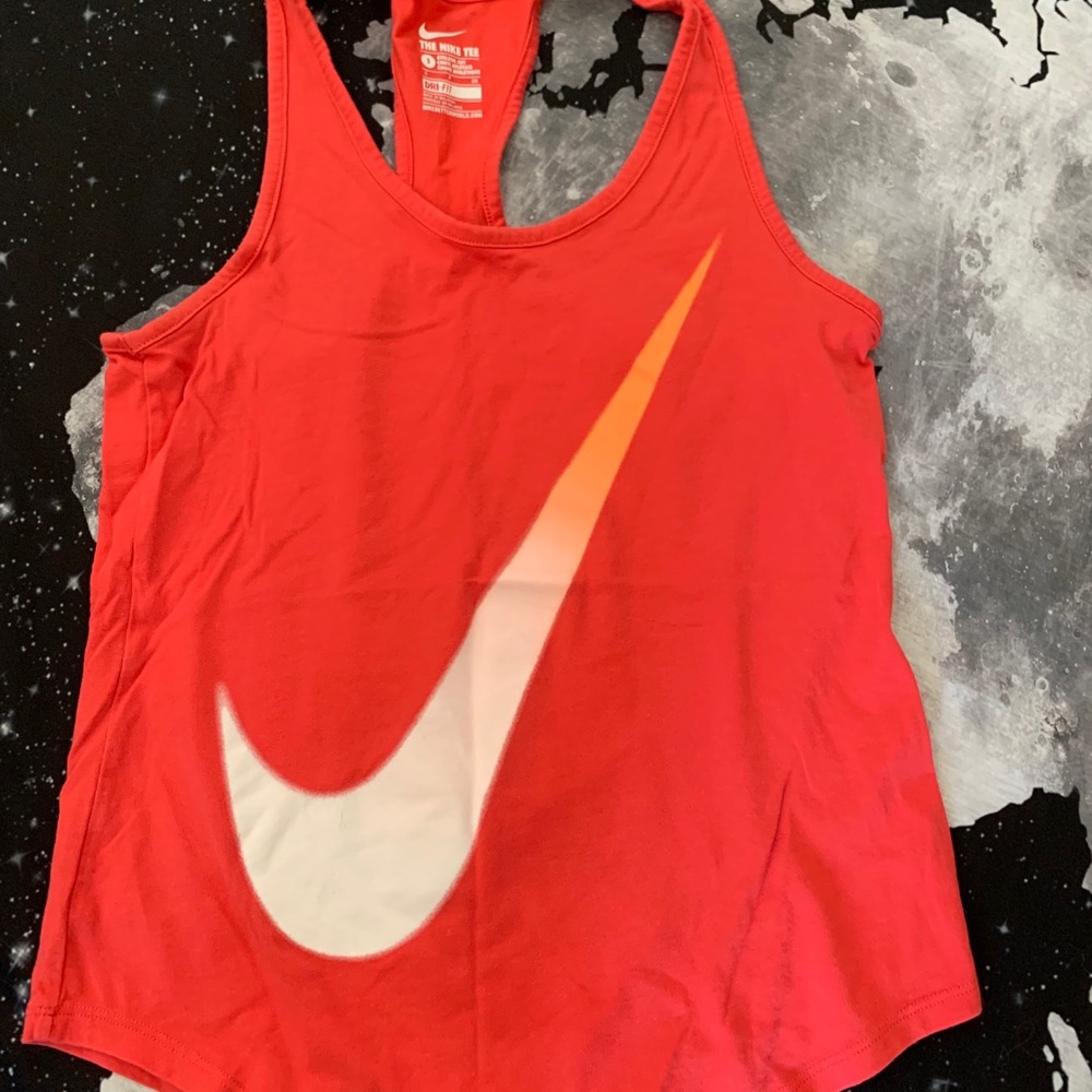 Nike tank top